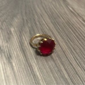 Antique 10 Karat Gold Filled Ring with Red Gem